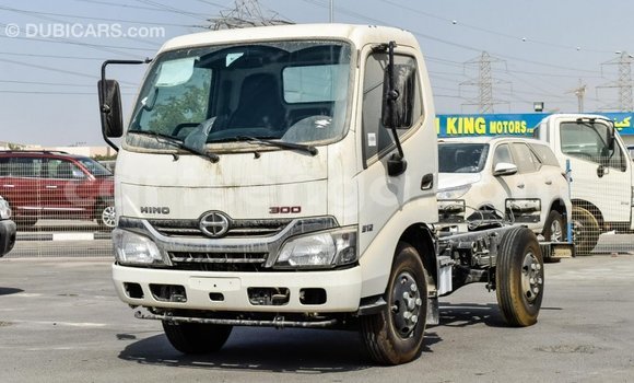 Buy Import Hino 300 Series White Truck in Import - Dubai in Hhohho Buy Import Hino 300 Series White Truck in Import - Dubai in Hhohho