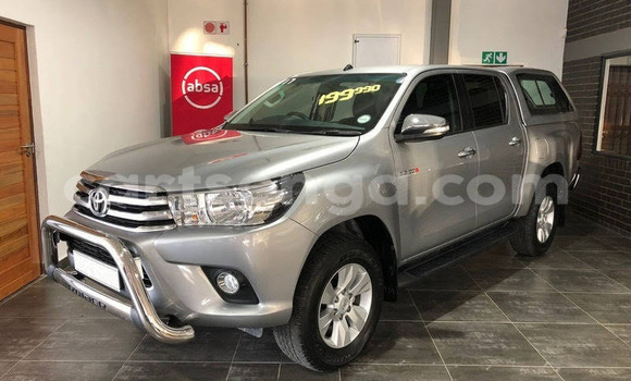 Buy Used Toyota Hilux Silver Car in Mbabane in Manzini Buy Used Toyota Hilux Silver Car in Mbabane in Manzini
