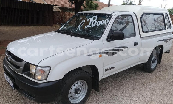 Buy Used Toyota Hilux White Car in Mbabane in Manzini Buy Used Toyota Hilux White Car in Mbabane in Manzini