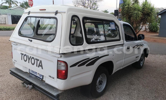 Buy Used Toyota Hilux White Car in Mbabane in Manzini Buy Used Toyota Hilux White Car in Mbabane in Manzini