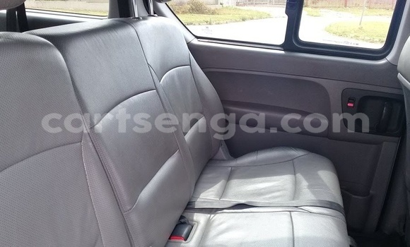 Acheter Occasion Voiture Hyundai H1 Gris à Mbabane, Manzini Acheter Occasion Voiture Hyundai H1 Gris à Mbabane, Manzini