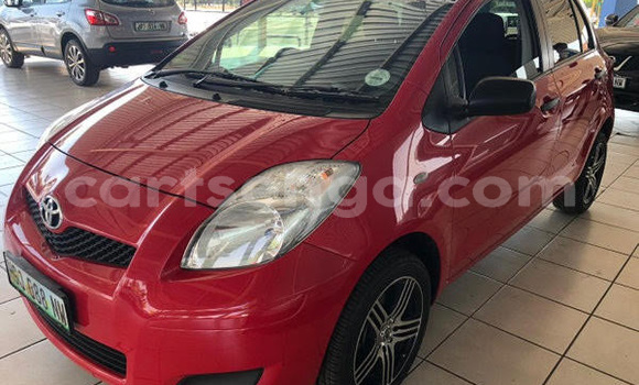 Nunua Ilio tumika Toyota Yaris Red Gari ndani ya Mbabane nchini Manzini Nunua Ilio tumika Toyota Yaris Red Gari ndani ya Mbabane nchini Manzini