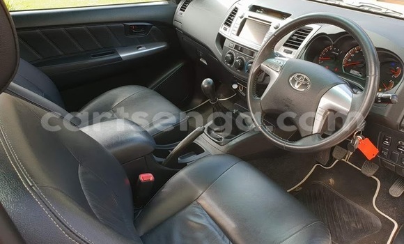 Buy Used Toyota Hilux White Car in Mbabane in Manzini Buy Used Toyota Hilux White Car in Mbabane in Manzini