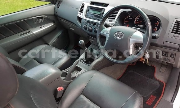 Buy Used Toyota Hilux White Car in Mbabane in Manzini Buy Used Toyota Hilux White Car in Mbabane in Manzini