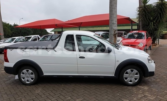 Buy Used Nissan NV200 White Car in Mbabane in Manzini Buy Used Nissan NV200 White Car in Mbabane in Manzini