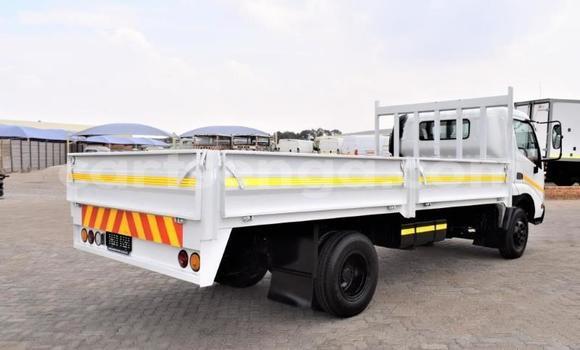 Acheter Occasion Voiture Toyota Dyna Blanc à Manzini, Manzini Acheter Occasion Voiture Toyota Dyna Blanc à Manzini, Manzini