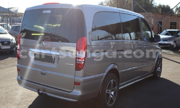 Buy Used Mercedes‒Benz Viano Silver Car in Manzini in Manzini Buy Used Mercedes‒Benz Viano Silver Car in Manzini in Manzini