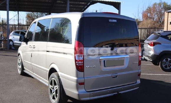 Buy Used Mercedes‒Benz Viano Silver Car in Manzini in Manzini Buy Used Mercedes‒Benz Viano Silver Car in Manzini in Manzini