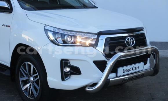 Buy Used Toyota Hilux White Car in Ezulwini in Hhohho Buy Used Toyota Hilux White Car in Ezulwini in Hhohho