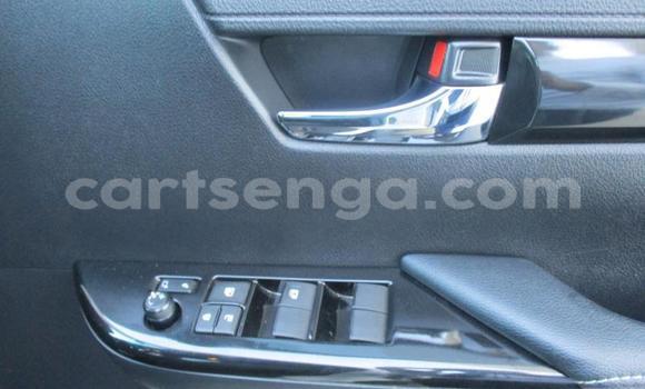 Buy Used Toyota Hilux White Car in Ezulwini in Hhohho Buy Used Toyota Hilux White Car in Ezulwini in Hhohho