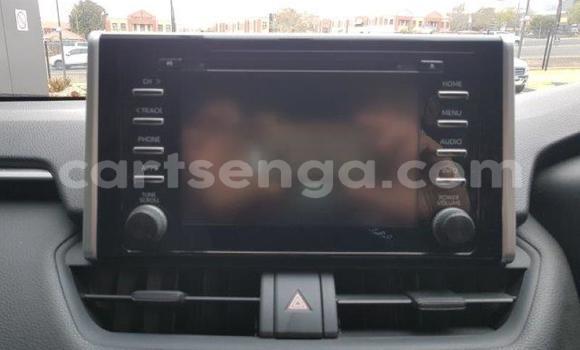 Buy Used Toyota RAV4 White Car in Ezulwini in Hhohho Buy Used Toyota RAV4 White Car in Ezulwini in Hhohho