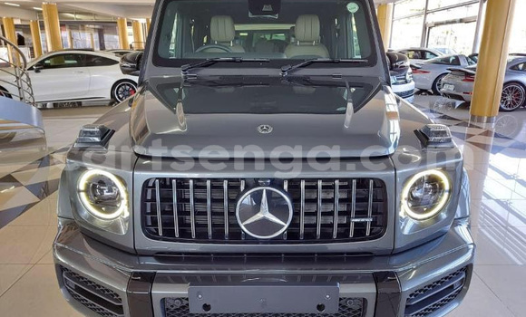 Nunua Ilio tumika Mercedes‒Benz GLC Silver Gari ndani ya Mbabane nchini Manzini