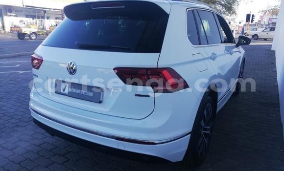Buy Used Volkswagen Tiguan White Car in Ezulwini in Hhohho Buy Used Volkswagen Tiguan White Car in Ezulwini in Hhohho