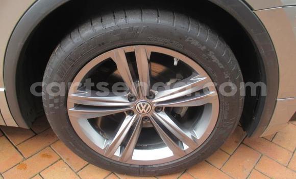 Acheter Occasion Voiture Volkswagen Tiguan Gris à Ezulwini, Hhohho Acheter Occasion Voiture Volkswagen Tiguan Gris à Ezulwini, Hhohho