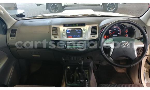 Acheter Occasion Voiture Toyota Hilux Blanc à Ezulwini, Hhohho Acheter Occasion Voiture Toyota Hilux Blanc à Ezulwini, Hhohho