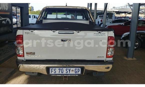 Acheter Occasion Voiture Toyota Hilux Blanc à Ezulwini, Hhohho Acheter Occasion Voiture Toyota Hilux Blanc à Ezulwini, Hhohho