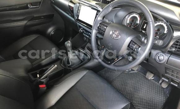 Buy Used Toyota Hilux Blue Car in Ezulwini in Hhohho Buy Used Toyota Hilux Blue Car in Ezulwini in Hhohho