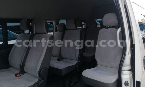 Acheter Occasion Voiture Toyota Hiace Blanc à Ezulwini, Hhohho Acheter Occasion Voiture Toyota Hiace Blanc à Ezulwini, Hhohho