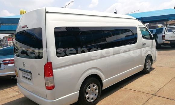 Acheter Occasion Voiture Toyota Hiace Blanc à Ezulwini, Hhohho Acheter Occasion Voiture Toyota Hiace Blanc à Ezulwini, Hhohho