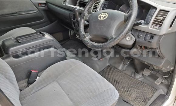 Acheter Occasion Voiture Toyota Hiace Blanc à Hlatikulu, Shiselweni District Acheter Occasion Voiture Toyota Hiace Blanc à Hlatikulu, Shiselweni District