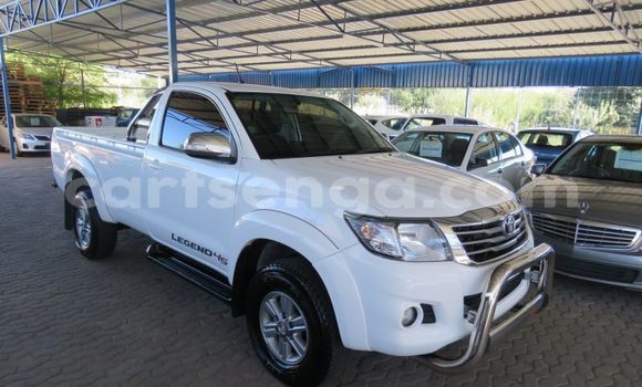 Buy Used Toyota Hilux White Car in Tshaneni in Lubombo Buy Used Toyota Hilux White Car in Tshaneni in Lubombo