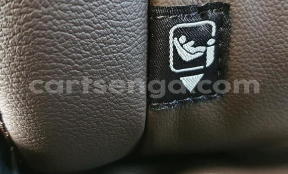 Nunua Ilio tumika Toyota Fortuner Silver Gari ndani ya Hlatikulu nchini Wilaya ya Shiselweni Nunua Ilio tumika Toyota Fortuner Silver Gari ndani ya Hlatikulu nchini Wilaya ya Shiselweni