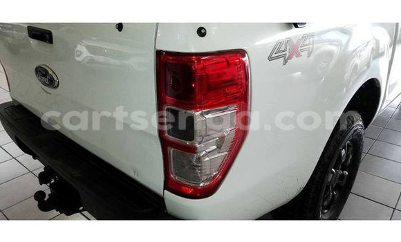 Nunua Ilio tumika Ford Ranger White Gari ndani ya Mbabane nchini Manzini Nunua Ilio tumika Ford Ranger White Gari ndani ya Mbabane nchini Manzini