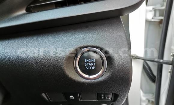 Nunua Ilio tumika Toyota Yaris White Gari ndani ya Mbabane nchini Manzini Nunua Ilio tumika Toyota Yaris White Gari ndani ya Mbabane nchini Manzini