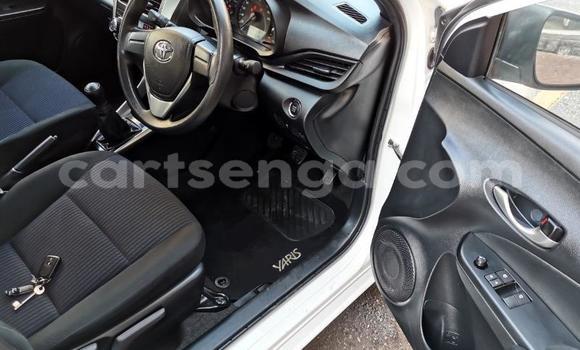 Nunua Ilio tumika Toyota Yaris White Gari ndani ya Mbabane nchini Manzini Nunua Ilio tumika Toyota Yaris White Gari ndani ya Mbabane nchini Manzini