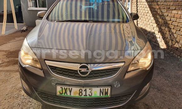 Nunua Ilio tumika Opel Astra Black Gari ndani ya Mbabane nchini Manzini Nunua Ilio tumika Opel Astra Black Gari ndani ya Mbabane nchini Manzini