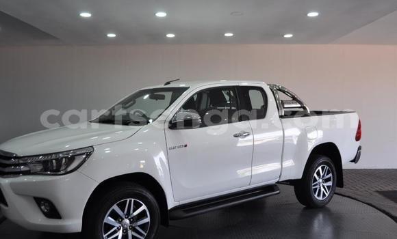 Buy Used Toyota Hilux White Car in Manzini in Manzini Buy Used Toyota Hilux White Car in Manzini in Manzini