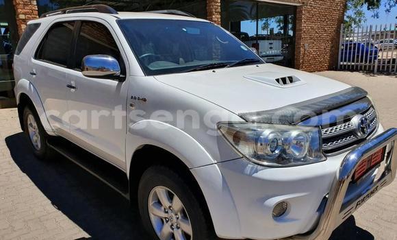 Acheter Occasion Voiture Toyota Fortuner Blanc à Manzini, Manzini Acheter Occasion Voiture Toyota Fortuner Blanc à Manzini, Manzini