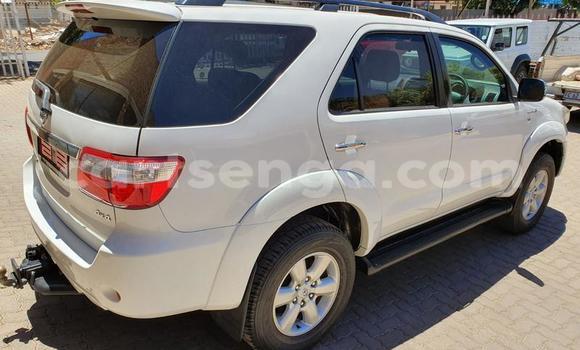Acheter Occasion Voiture Toyota Fortuner Blanc à Manzini, Manzini Acheter Occasion Voiture Toyota Fortuner Blanc à Manzini, Manzini
