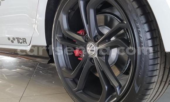 Nunua Ilio tumika Volkswagen Golf GTI White Gari ndani ya Ezulwini nchini Hhohho Nunua Ilio tumika Volkswagen Golf GTI White Gari ndani ya Ezulwini nchini Hhohho