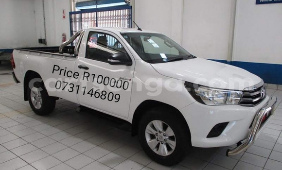 Buy Used Toyota Hilux White Car in Mbabane in Manzini Buy Used Toyota Hilux White Car in Mbabane in Manzini