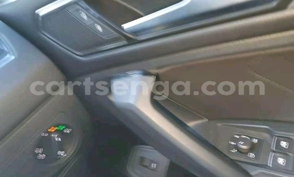 Nunua Ilio tumika Volkswagen Tiguan Blue Gari ndani ya Manzini nchini Manzini Nunua Ilio tumika Volkswagen Tiguan Blue Gari ndani ya Manzini nchini Manzini