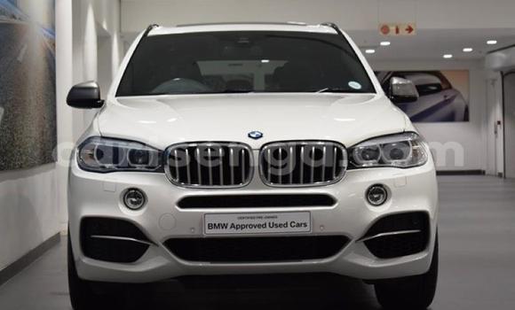 Nunua Ilio tumika BMW X5 White Gari ndani ya Manzini nchini Manzini
