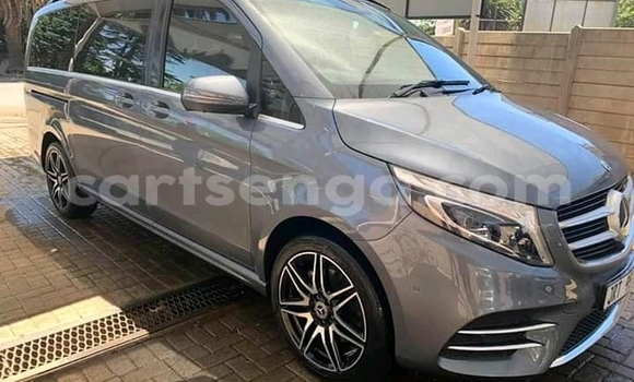 Nunua Ilio tumika Mercedes‒Benz Vito Silver Gari ndani ya Manzini nchini Manzini Nunua Ilio tumika Mercedes‒Benz Vito Silver Gari ndani ya Manzini nchini Manzini