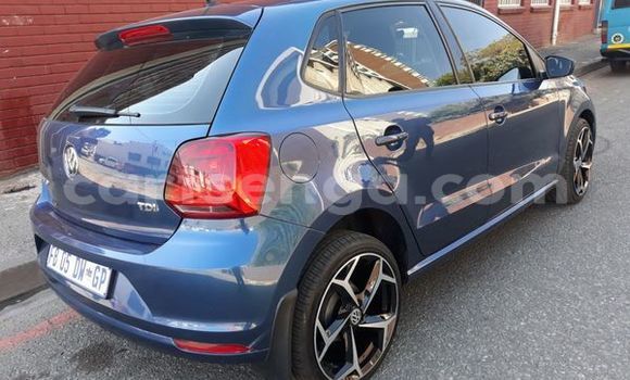 Acheter Occasion Voiture Volkswagen Polo Bleu à Bulembu, Hhohho Acheter Occasion Voiture Volkswagen Polo Bleu à Bulembu, Hhohho