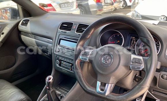 Nunua Ilio tumika Volkswagen Golf GTI White Gari ndani ya Ezulwini nchini Hhohho Nunua Ilio tumika Volkswagen Golf GTI White Gari ndani ya Ezulwini nchini Hhohho