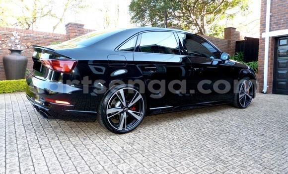 Nunua Ilio tumika Audi RS3 Black Gari ndani ya Ezulwini nchini Hhohho Nunua Ilio tumika Audi RS3 Black Gari ndani ya Ezulwini nchini Hhohho