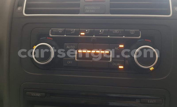 Buy Used Volkswagen Touran White Car in Mbabane in Manzini Buy Used Volkswagen Touran White Car in Mbabane in Manzini