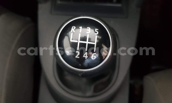 Buy Used Volkswagen Touran White Car in Mbabane in Manzini Buy Used Volkswagen Touran White Car in Mbabane in Manzini