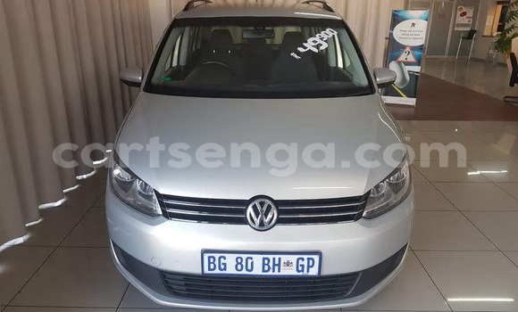 Buy Used Volkswagen Touran Red Car in Mbabane in Manzini