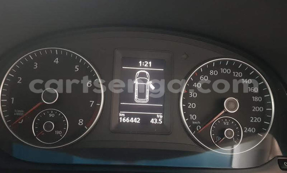 Buy Used Volkswagen Touran Red Car in Mbabane in Manzini Buy Used Volkswagen Touran Red Car in Mbabane in Manzini