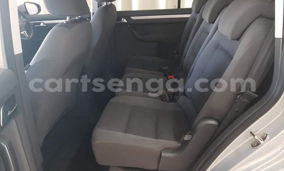 Buy Used Volkswagen Touran Red Car in Mbabane in Manzini Buy Used Volkswagen Touran Red Car in Mbabane in Manzini