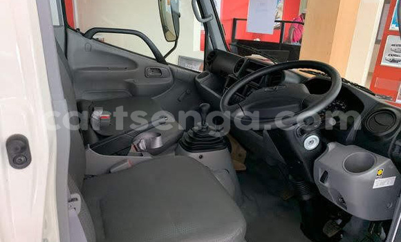 Buy Used Toyota Dyna White Car in Mbabane in Manzini Buy Used Toyota Dyna White Car in Mbabane in Manzini