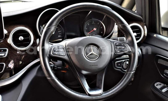 Buy Used Mercedes‒Benz Viano Silver Car in Mbabane in Manzini Buy Used Mercedes‒Benz Viano Silver Car in Mbabane in Manzini