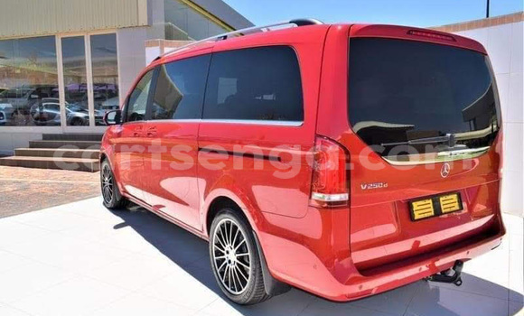 Buy Used Mercedes‒Benz V-klasse Red Car in Mbabane in Manzini Buy Used Mercedes‒Benz V-klasse Red Car in Mbabane in Manzini