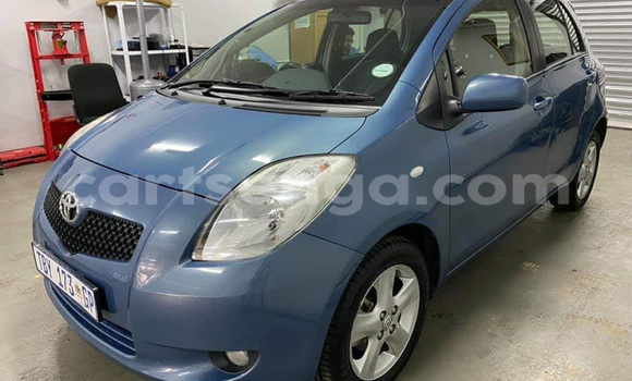 Buy Used Toyota Yaris Blue Car in Mbabane in Manzini